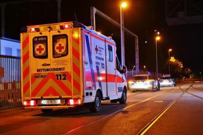 Marbach am Neckar: Naechtlicher Brandeinsatz an der Oelmuehle